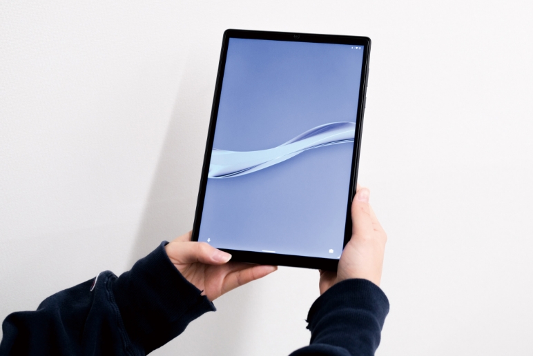 タブレット無償貸与