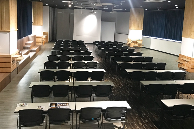 イベントホール 1F