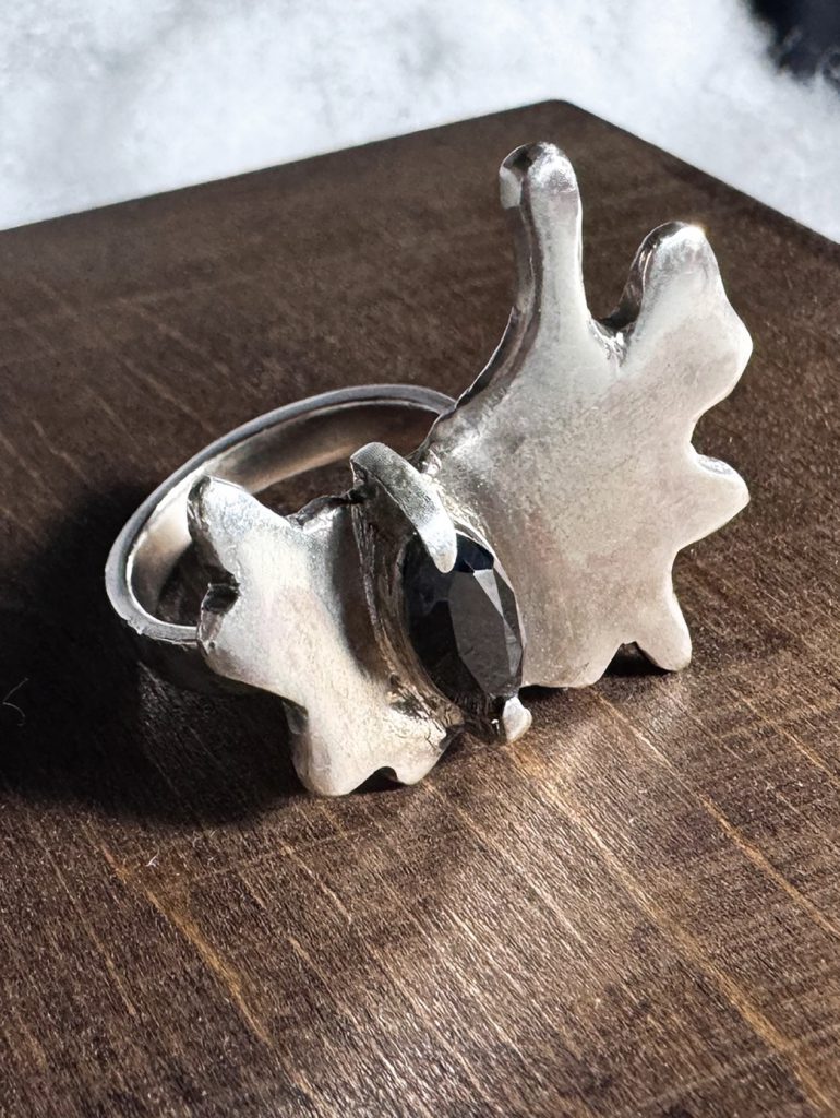 NoirPetal（ノワールペタル）